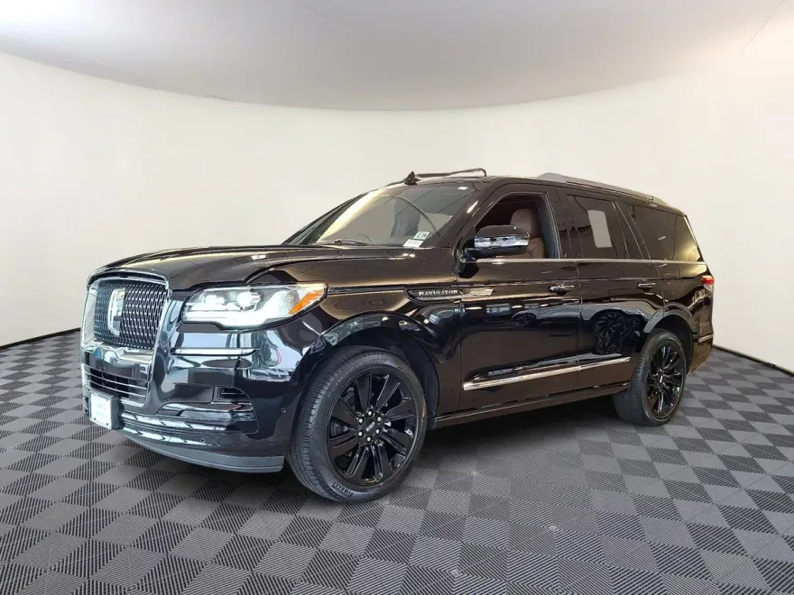 2024 Lincoln Navigator Reserve photo 1