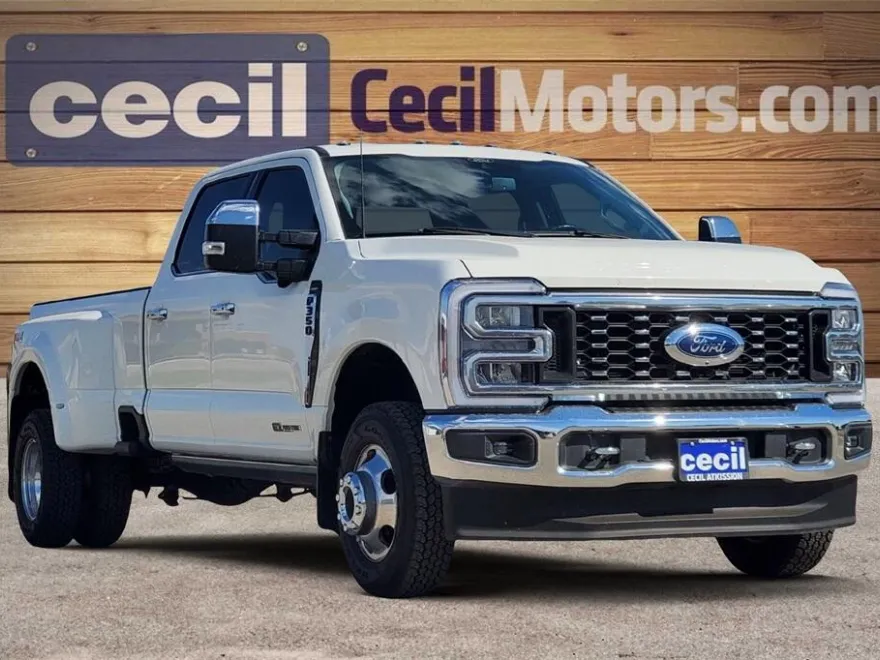 2024 Ford F-350 Lariat photo 1