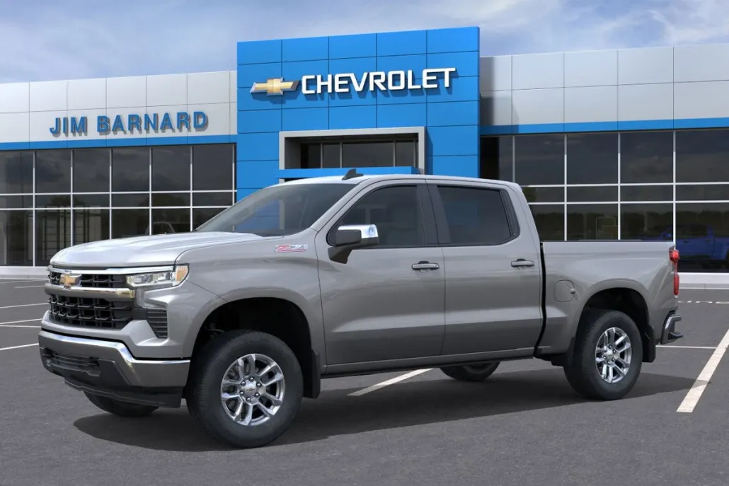 2026 Chevrolet Silverado LT photo 1