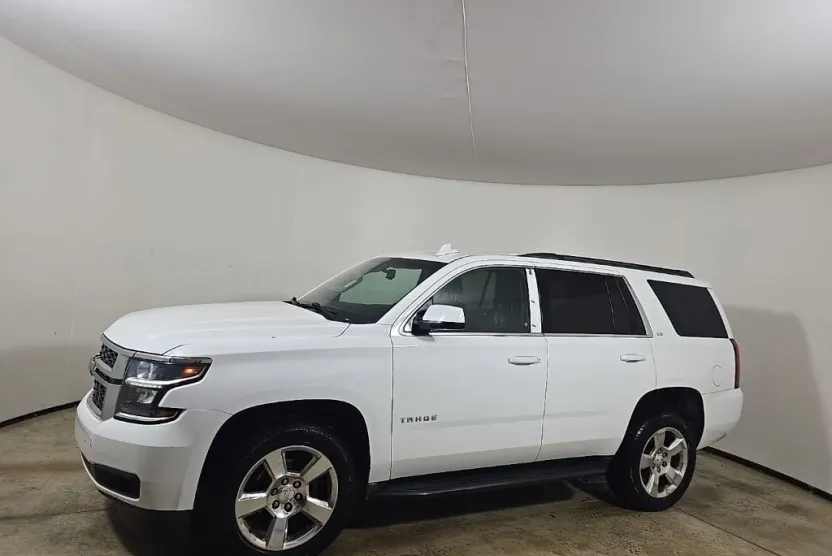 2016 Chevrolet Tahoe LS photo 1