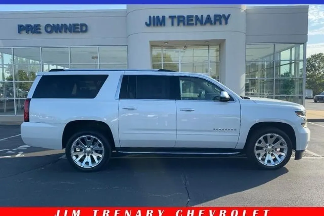 2019 Chevrolet Suburban Premier photo 1