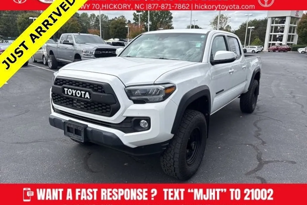 2022 Toyota Tacoma 4x4 TRD Double Cab V6 photo 1