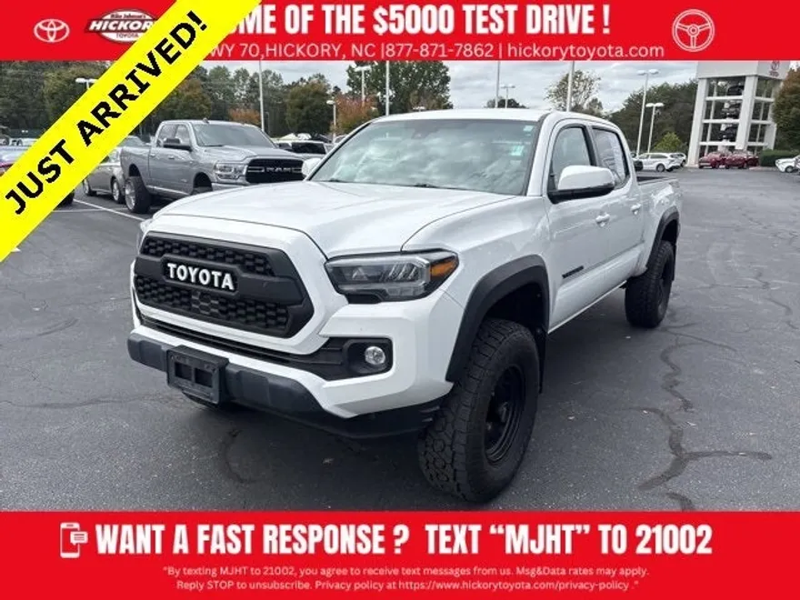 2022 Toyota Tacoma 4x4 TRD Double Cab V6 photo 1