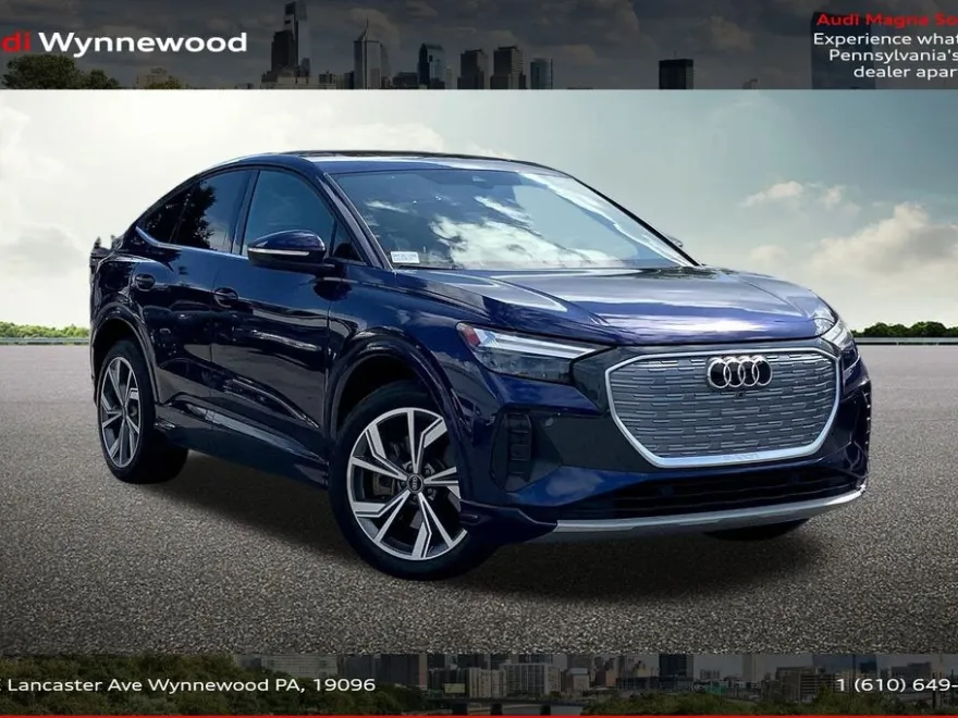 2022 Audi Q4 E-tron Sportback Premium Plus photo 1