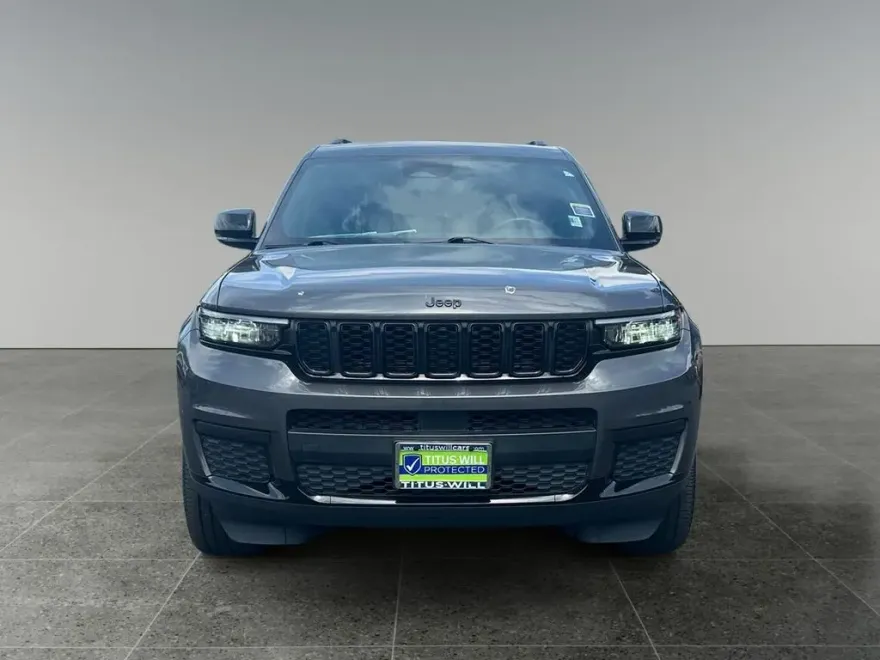 2022 Jeep Grand Cherokee Altitude photo 1
