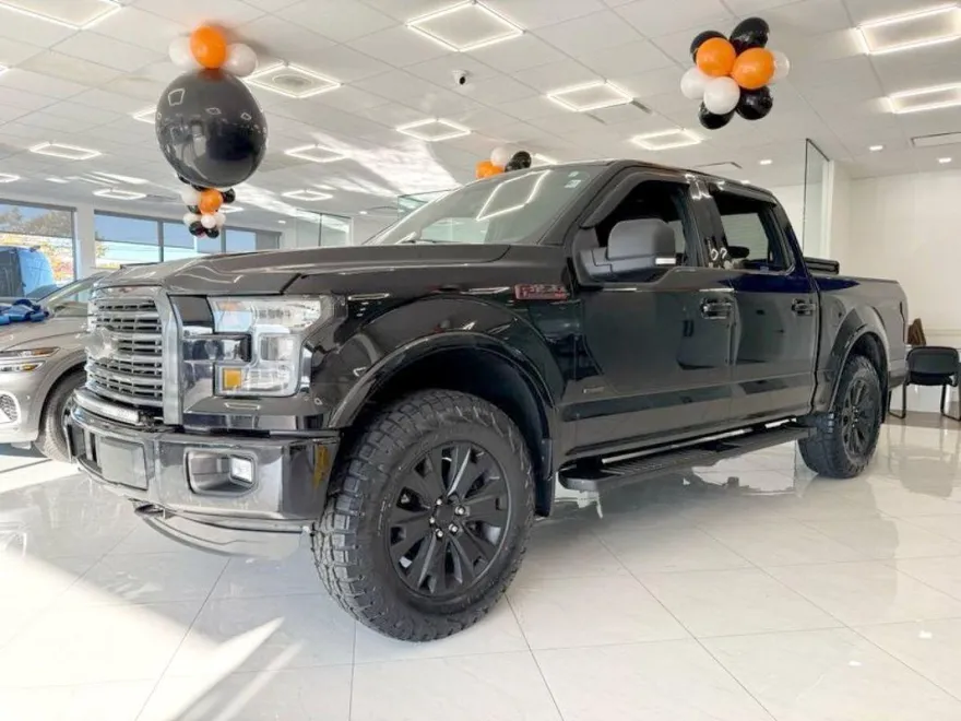 2016 Ford F-150 XLT photo 1