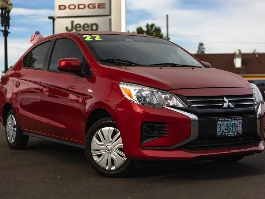 2022 Mitsubishi Mirage G4 ES photo 1