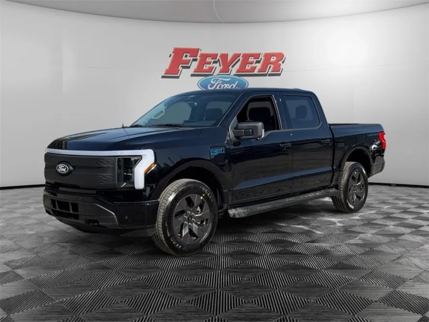 2025 Ford F-150 Lightning photo 1