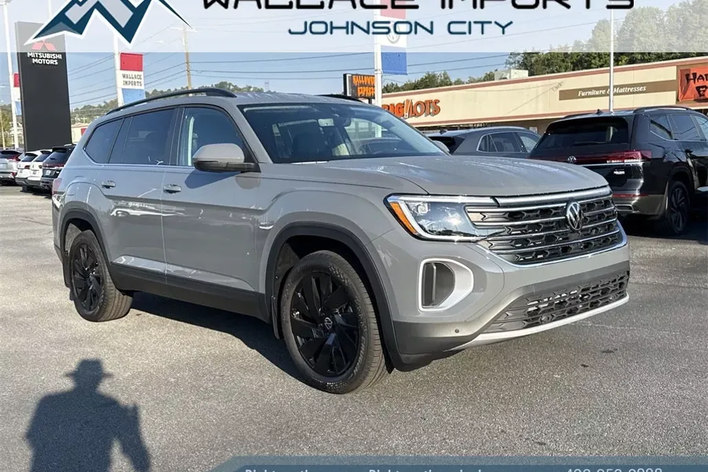 2026 Volkswagen Atlas SE Technology photo 1