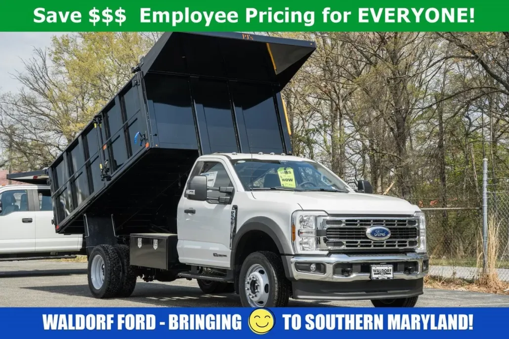2025 Ford F-550 XL photo 1