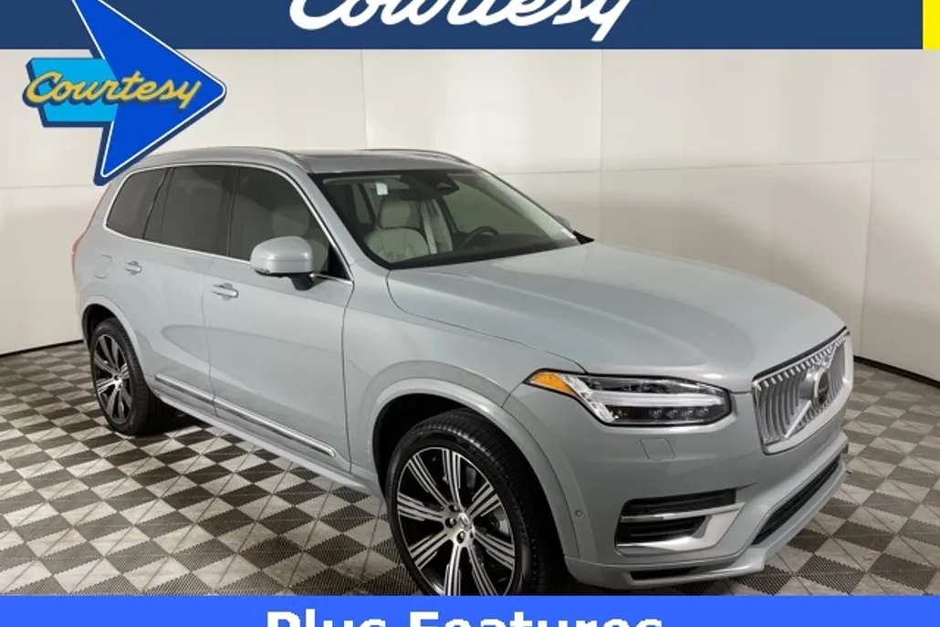 2025 Volvo XC90 T8 AWD Plus photo 1