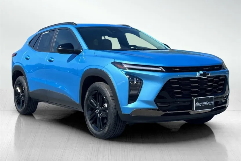2025 Chevrolet Trax ACTIV photo 1