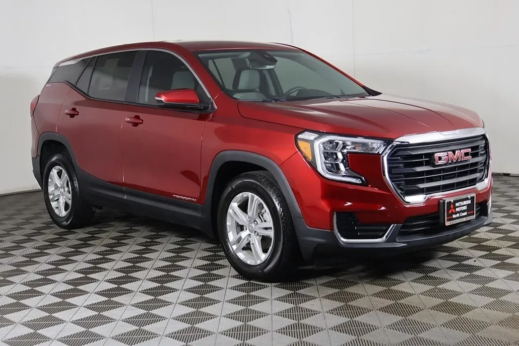 2023 Gmc Terrain SLE photo 1