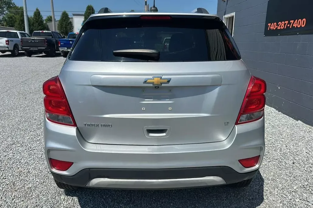 2017 Chevrolet Trax LT photo 1