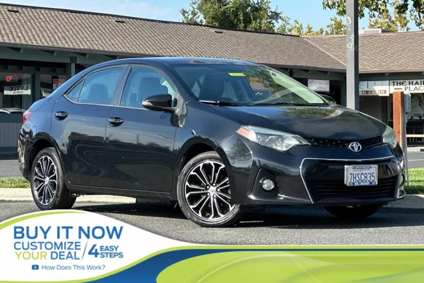 2015 Toyota Corolla Plus photo 1