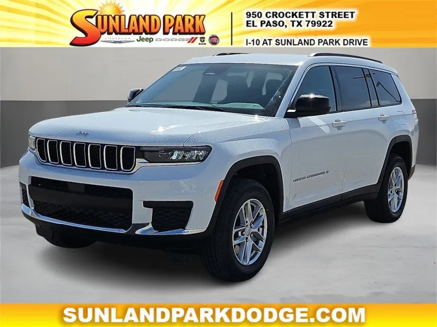 2025 Jeep Grand Cherokee Laredo photo 1