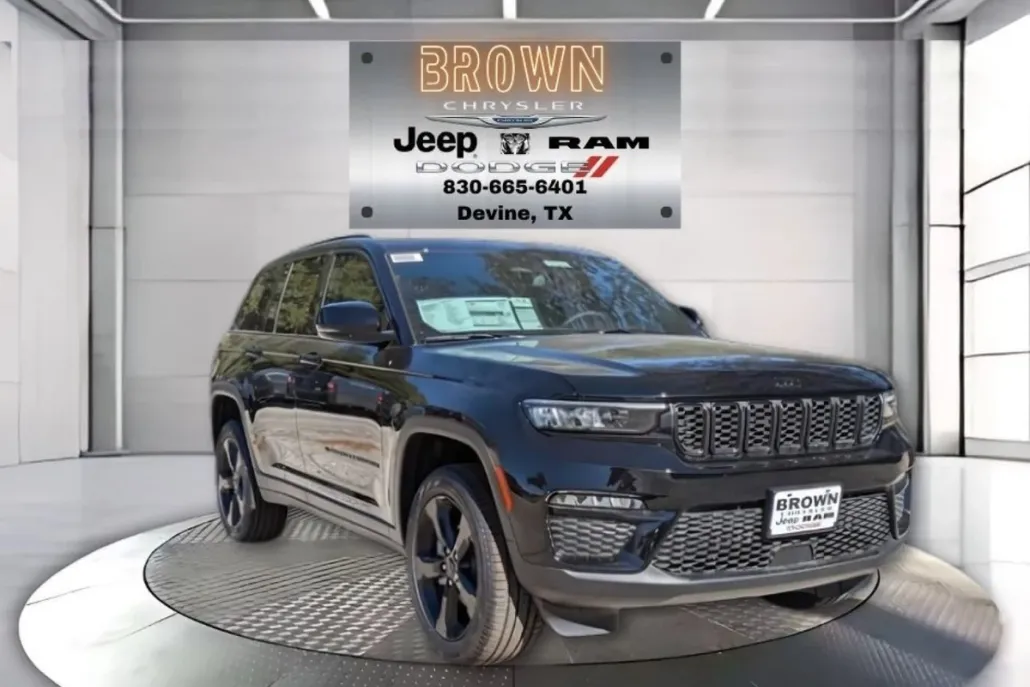 2024 Jeep Grand Cherokee Limited photo 1