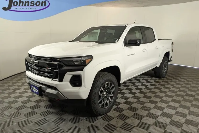 2026 Chevrolet Colorado Z71 photo 1