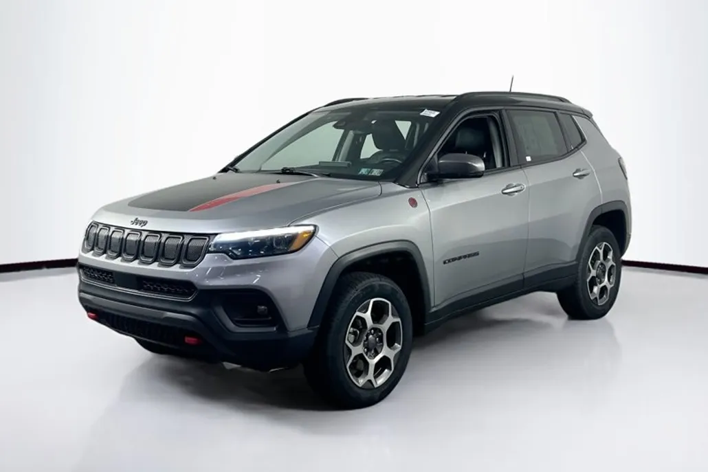2022 Jeep Compass Trailhawk photo 1