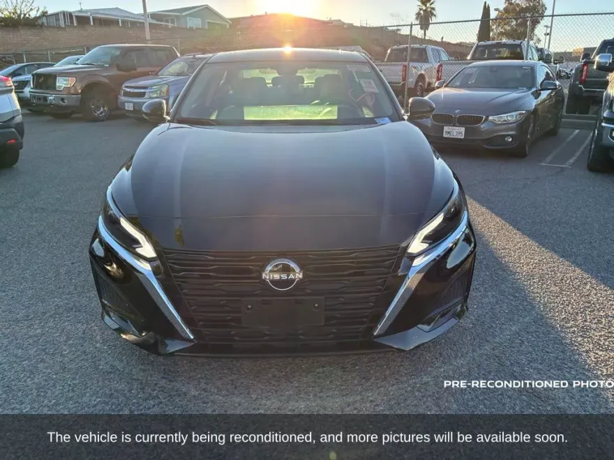 2024 Nissan Altima 2.5 SL photo 1