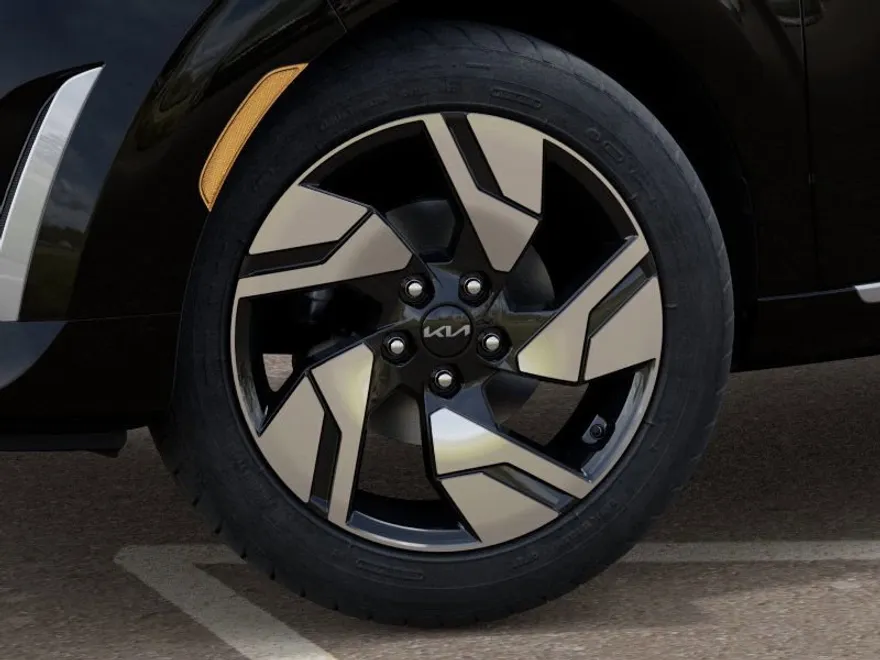 2025 Kia Soul GT-Line photo 1