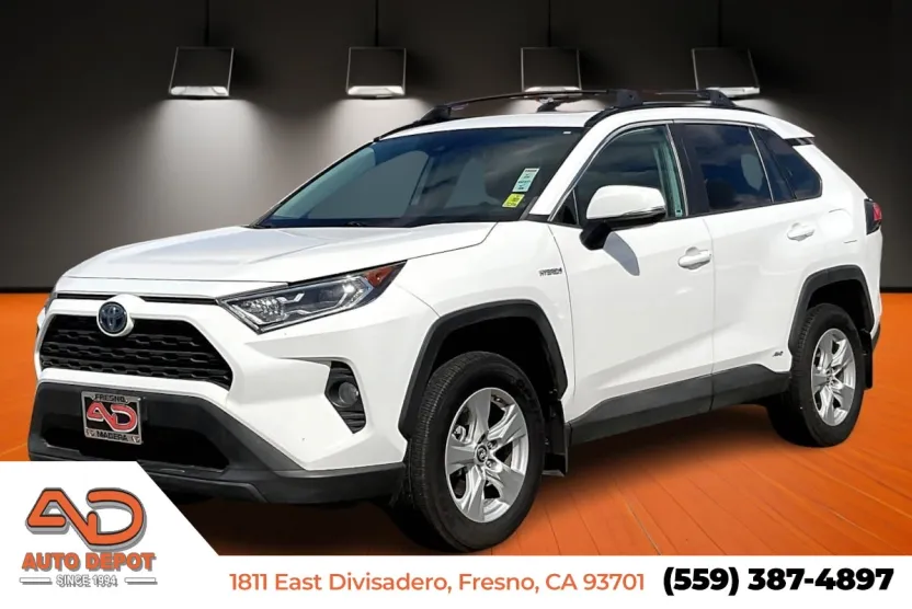 2019 Toyota RAV4 Hybrid XLE photo 1
