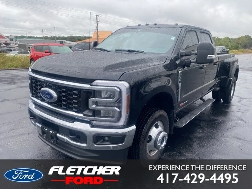 2024 Ford F-350 Lariat photo 1