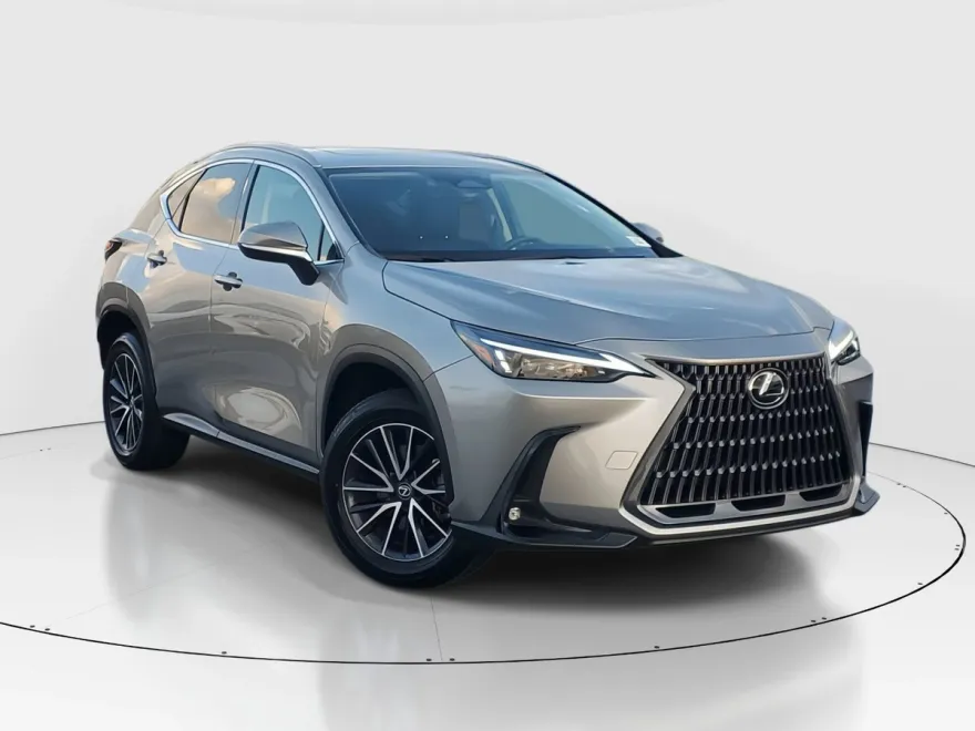 2024 Lexus NX 250 photo 1