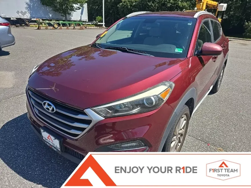 2017 Hyundai Tucson SE photo 1