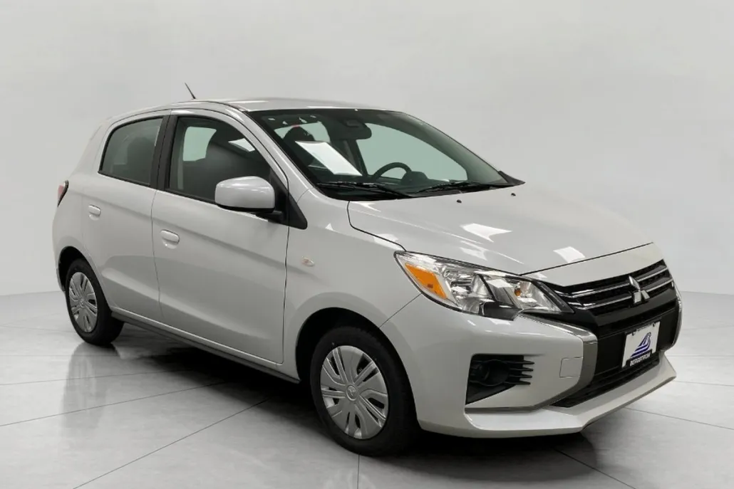 2024 Mitsubishi Mirage ES photo 1