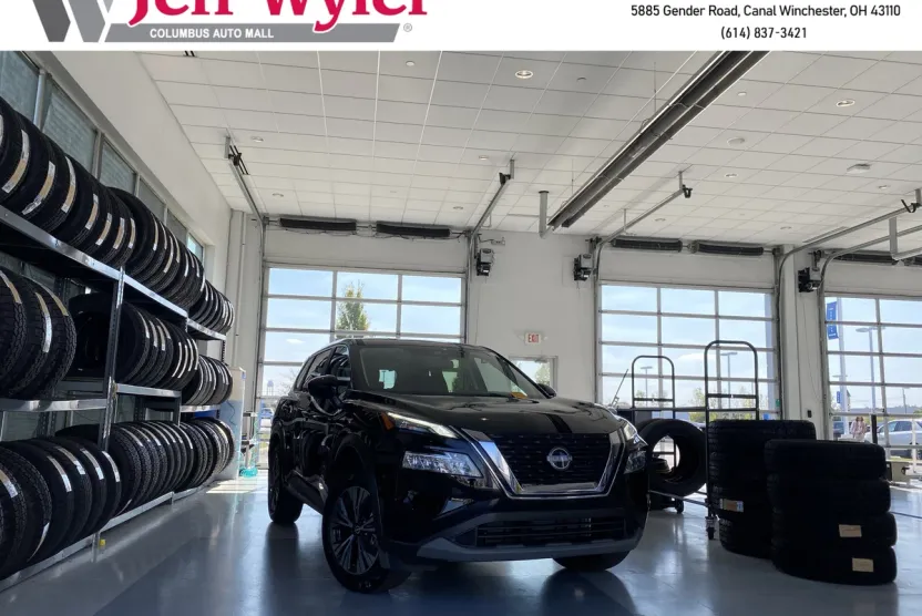 2023 Nissan Rogue AWD SV photo 1