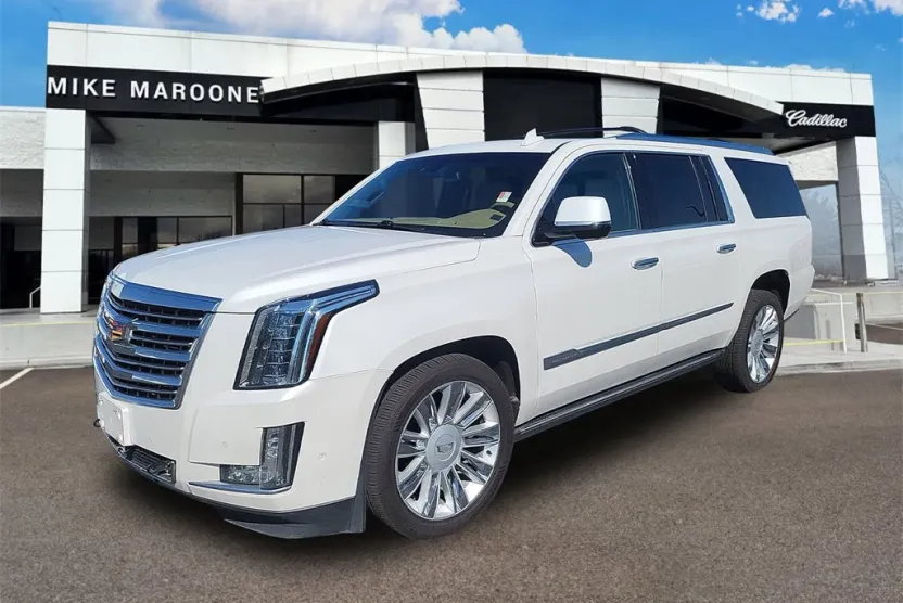 2018 Cadillac Escalade ESV Platinum photo 1