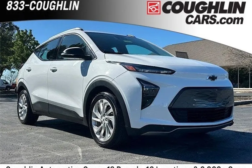 2023 Chevrolet Bolt EUV photo 1
