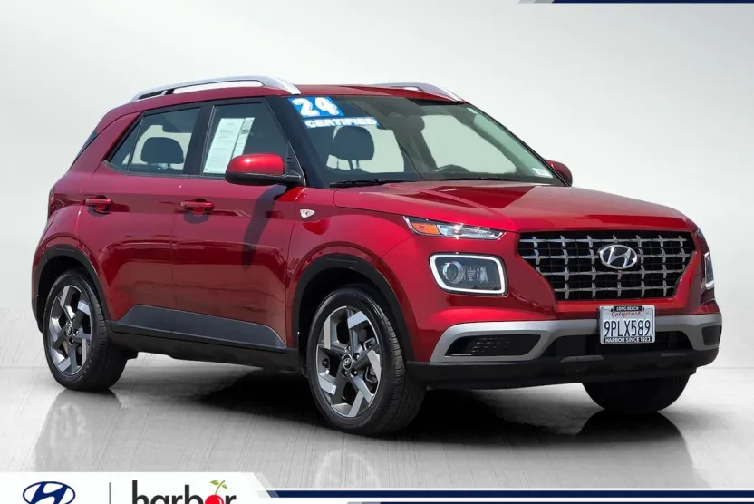 2024 Hyundai Venue Limited photo 1