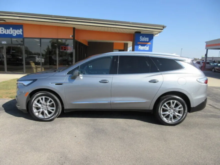 2024 Buick Enclave Premium photo 1