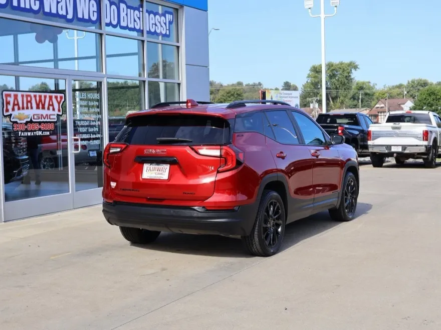 2023 Gmc Terrain SLE photo 1