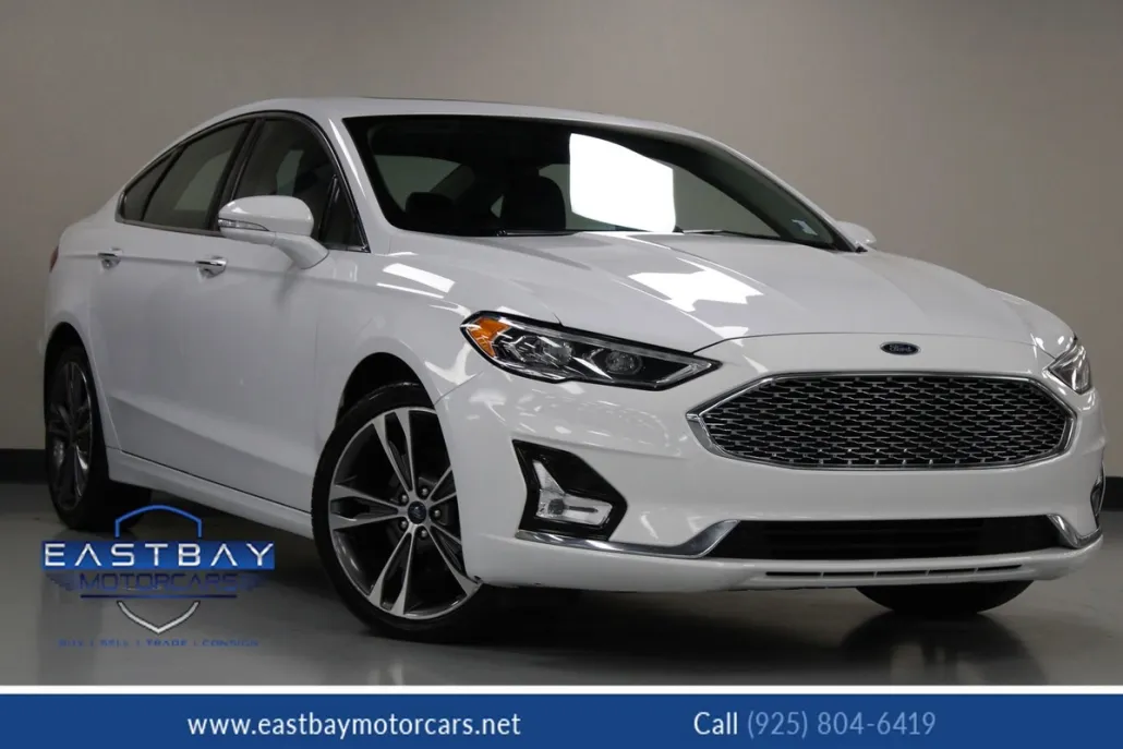 2020 Ford Fusion Titanium photo 1