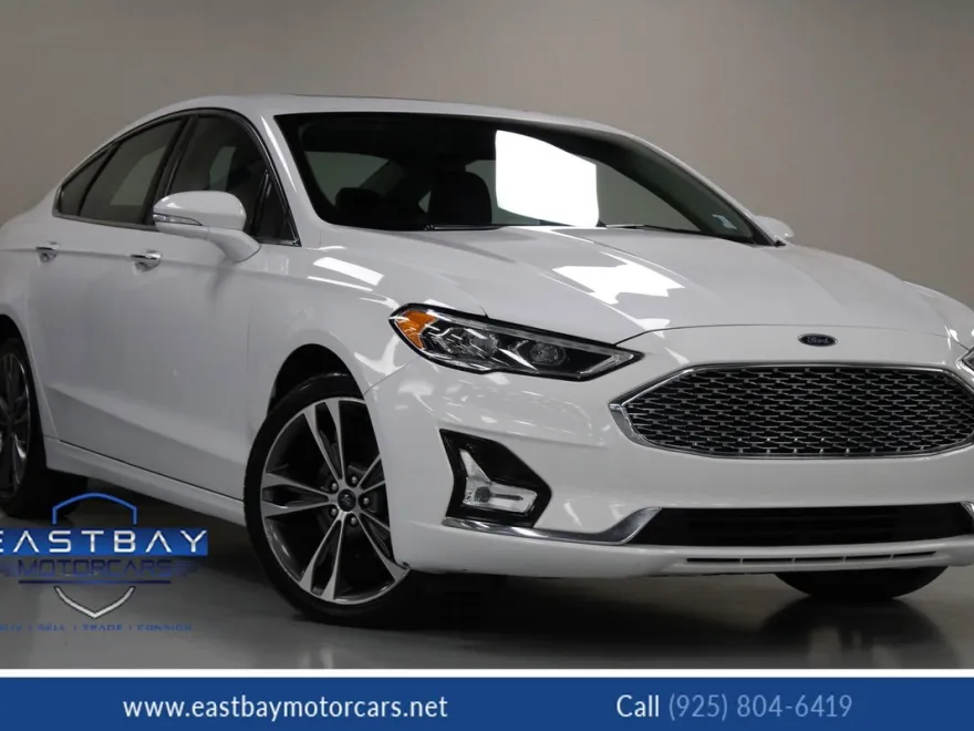 2020 Ford Fusion Titanium photo 1