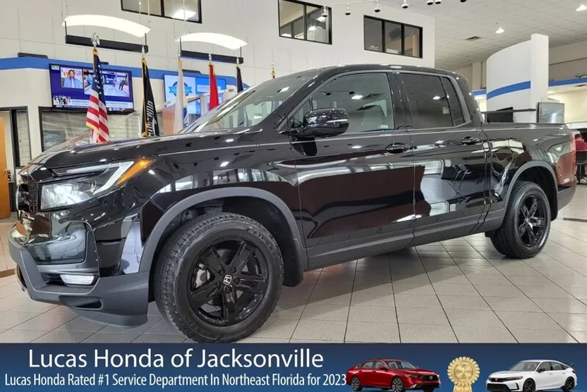 2023 Honda Ridgeline Black Edition photo 1
