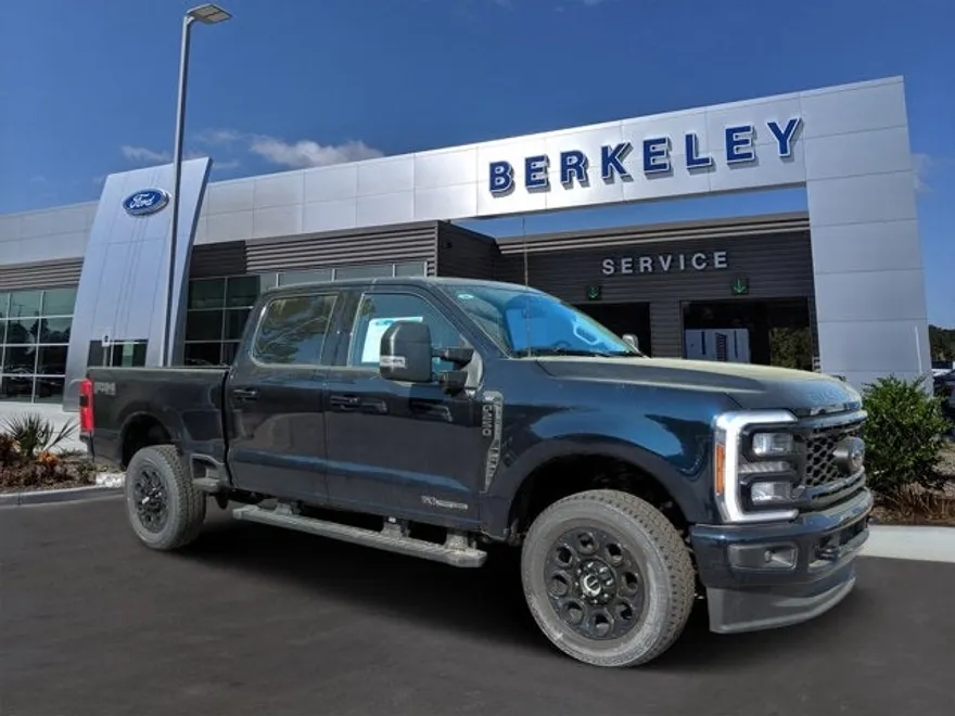 2025 Ford F-250 XLT photo 1