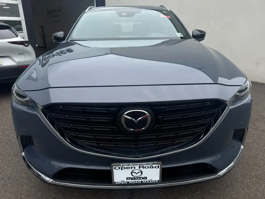 2023 Mazda CX-9 Carbon photo 1