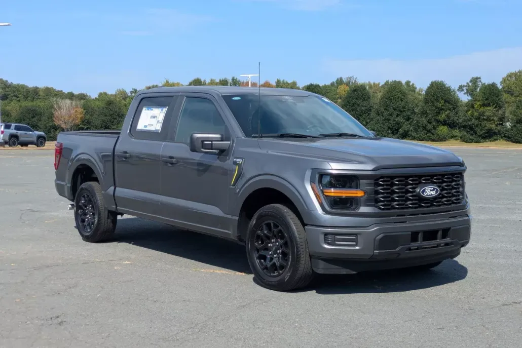 2025 Ford F-150 STX photo 1