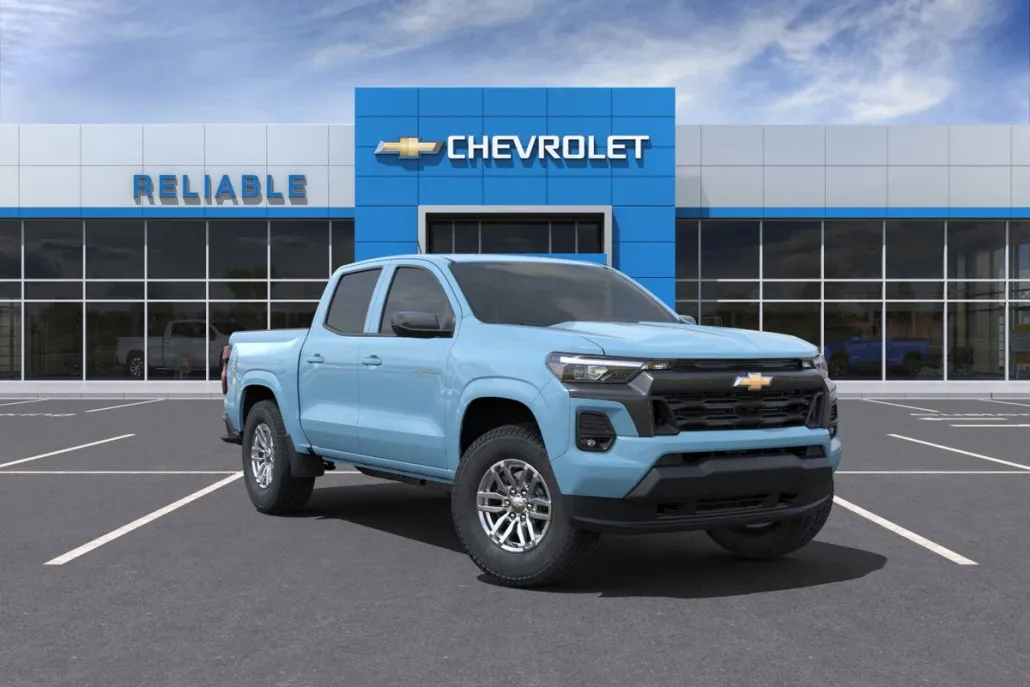 2025 Chevrolet Colorado Work Truck LT photo 1