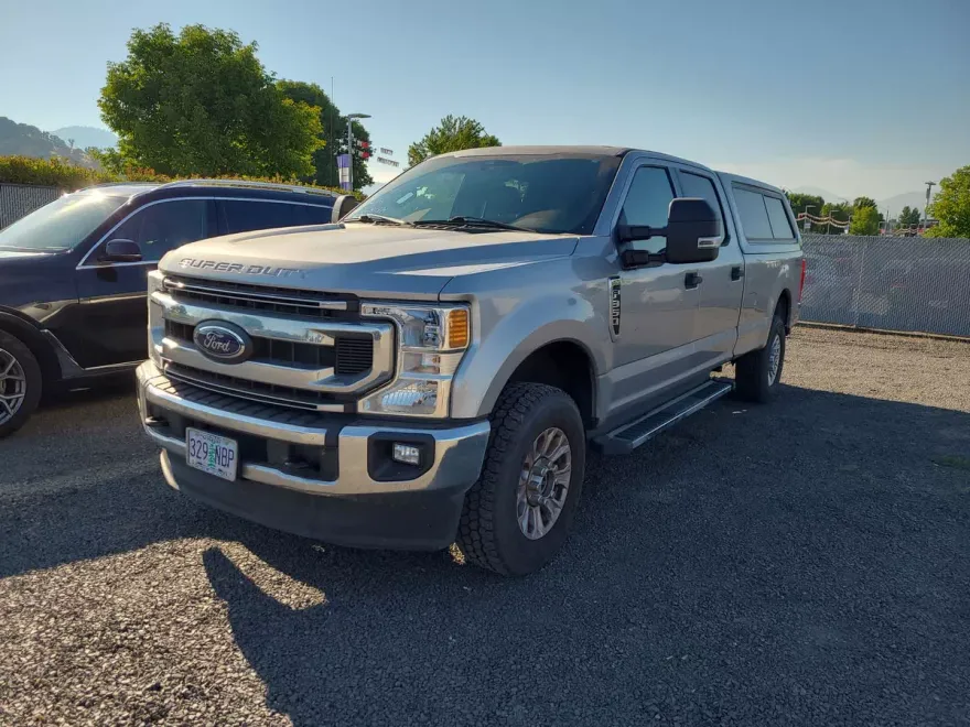 2021 Ford F-350 XLT photo 1