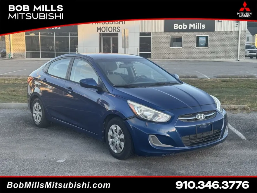 2016 Hyundai Accent SE photo 1