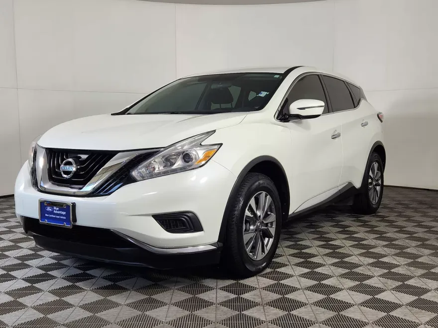 2017 Nissan Murano S photo 1