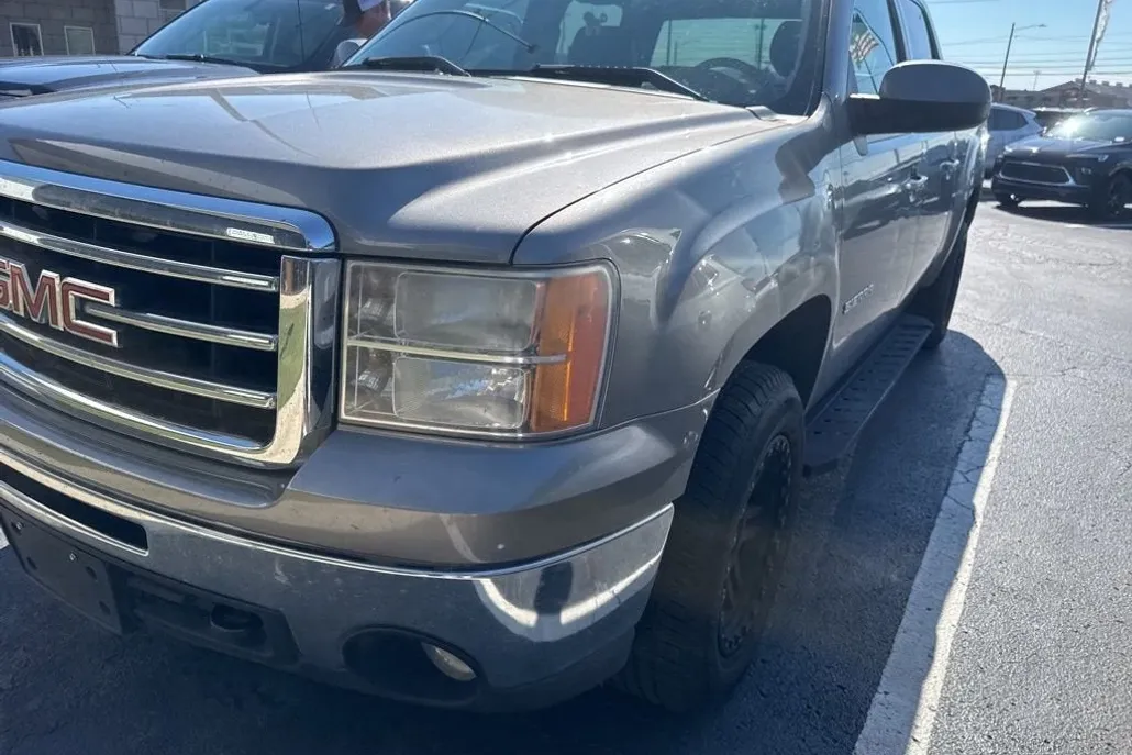 2012 Gmc Sierra 1500 SLT photo 1