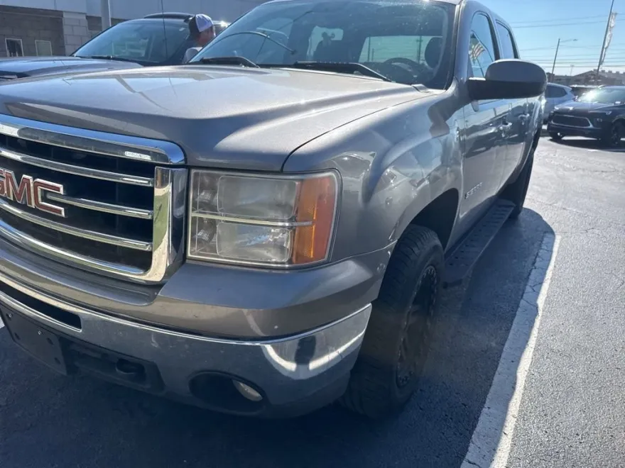 2012 Gmc Sierra 1500 SLT photo 1