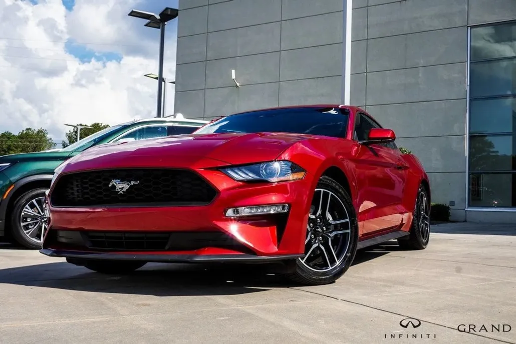 2021 Ford Mustang EcoBoost Premium photo 1