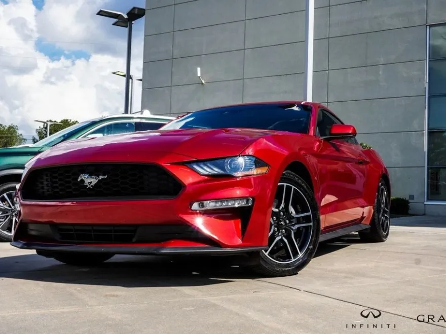 2021 Ford Mustang EcoBoost Premium photo 1